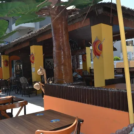 Safari N-4 Aparthotel